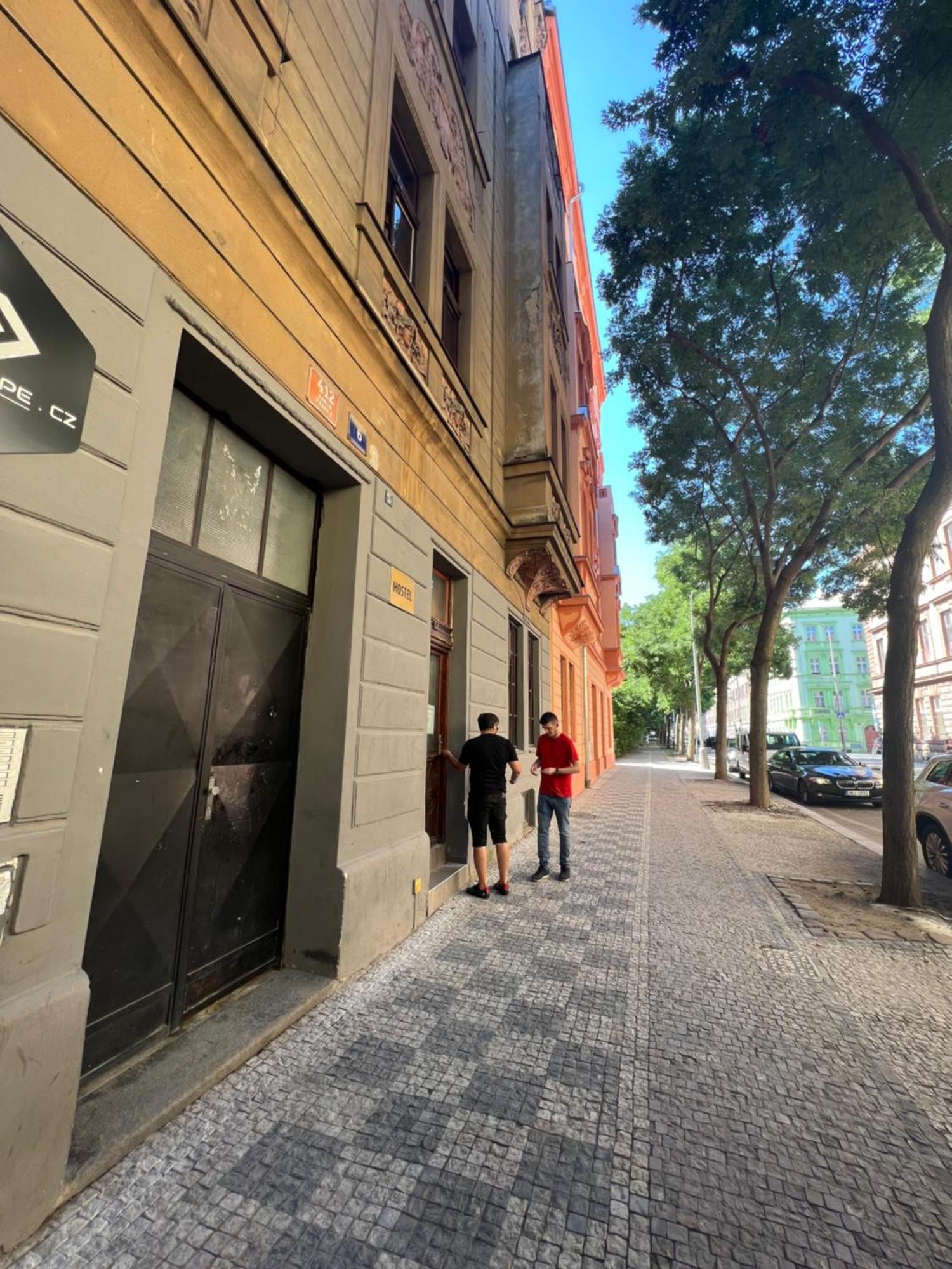 Hostel Do-Re-Mi Prague Exterior photo